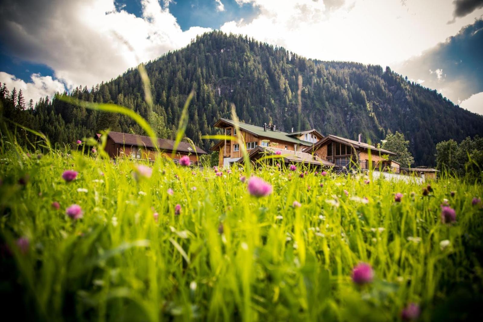 Braito'S Seaside Lodges Und Suites Haldensee Exterior photo