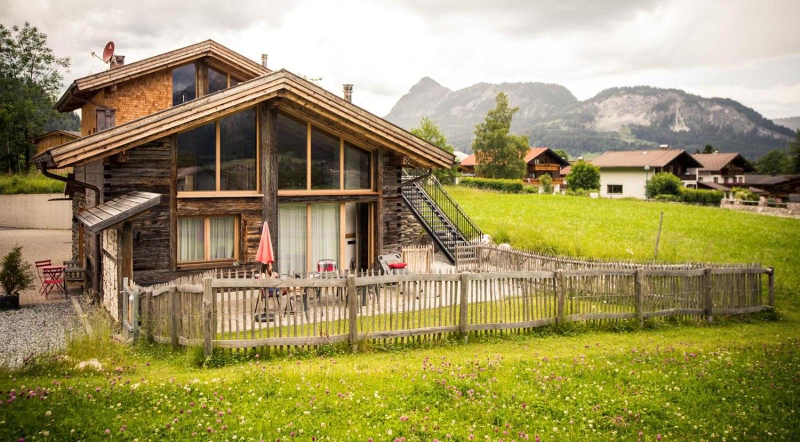 Braito'S Seaside Lodges Und Suites Haldensee Exterior photo